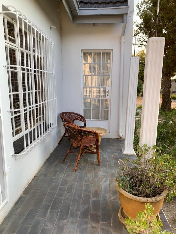 Weeping Willow Midrand Exterior photo